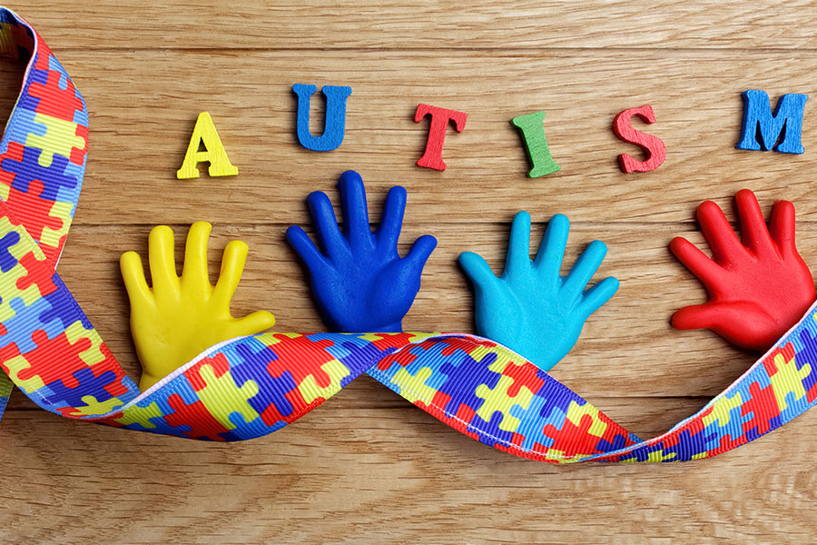 نشانه های کودکان مبتلا به اوتیسم